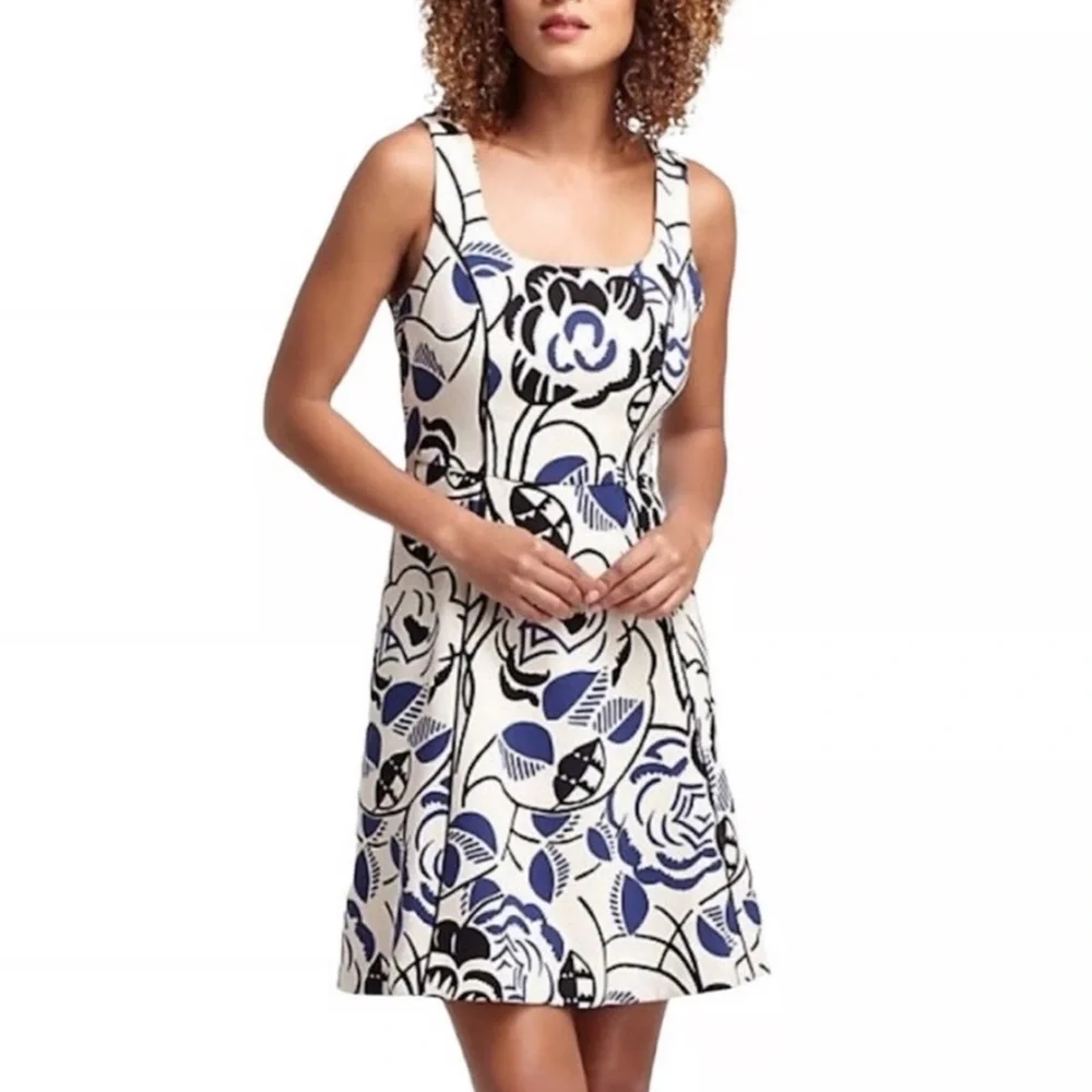 < Anthropologie Vanessa Virginia Floral Flare Dress > - Picture 1 of 6